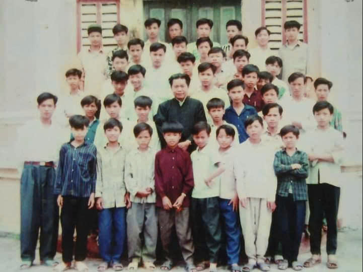 Gia đình linh tông cha cố Anton Bùi Xuân Huyên