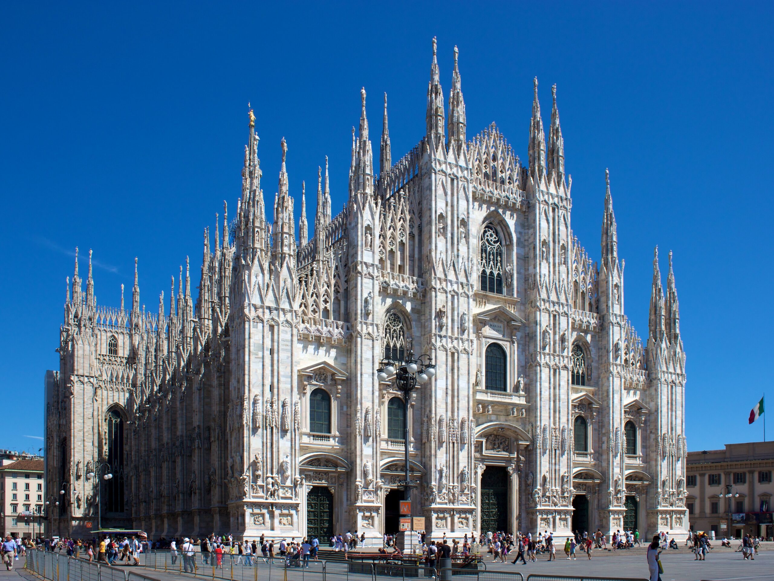 nha-tho-chinh-toa-milan